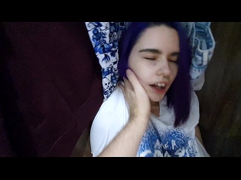 ❤️ Олоод миний эгч нь шүүгээний болон тусалсан түүний булэг ❌ Хөөрхөн порно манайд mn.xxxbunker.ru